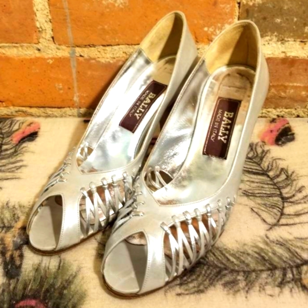 BALLY METALLIC SILVER LEATHER HEELS ITALY STUDIO 54 DANCE PARTY PEEP TOE 70S VTG